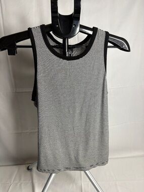 Rue21 Tank Top Size Medium Black/White Striped Boho Sleeveless Beach Y2K